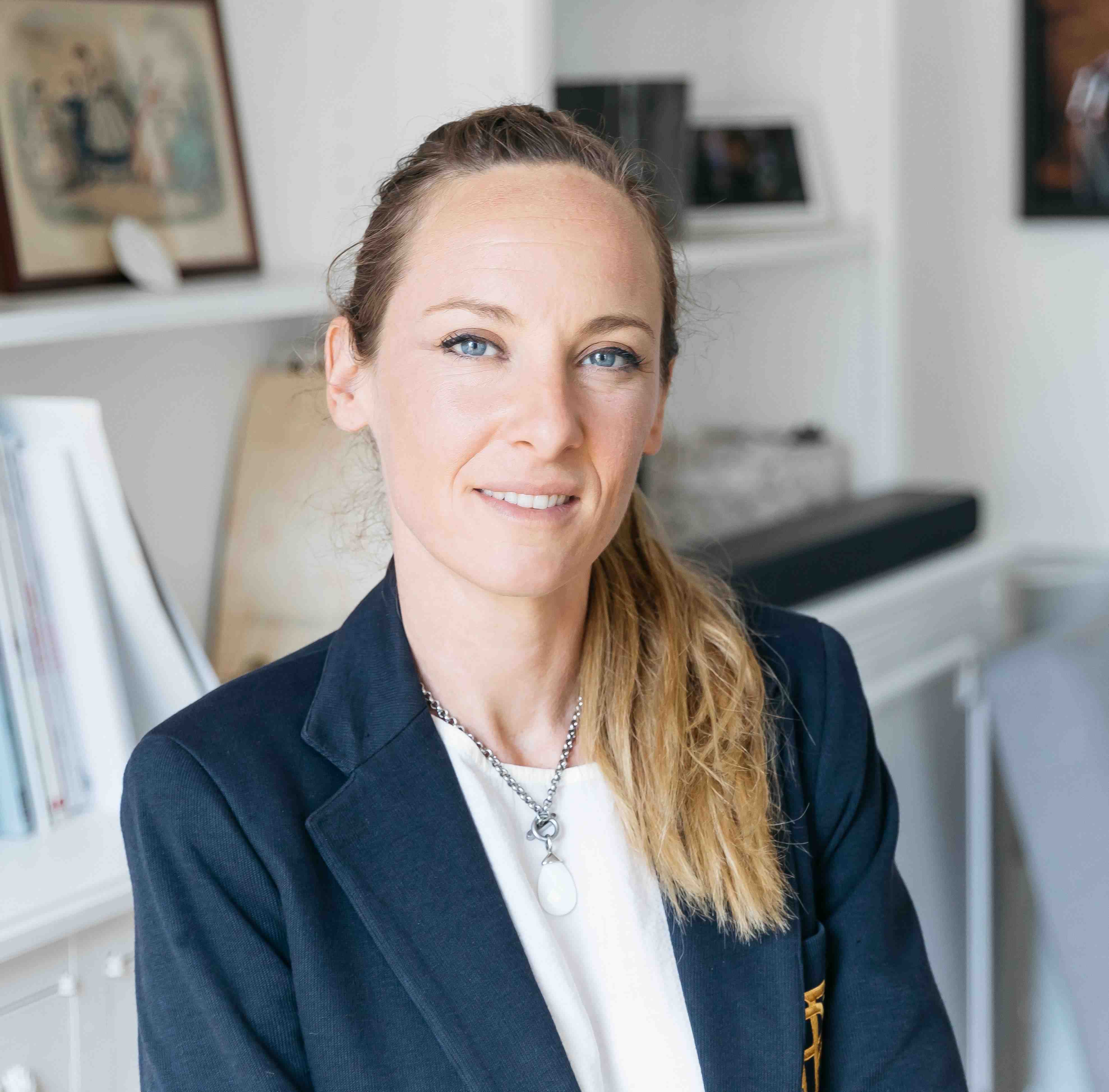 Ines Dauvergne basse def V2